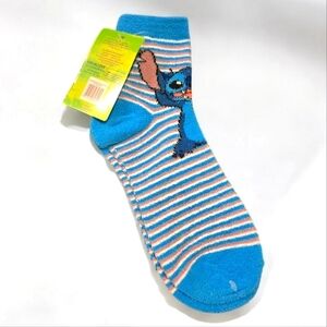 🆕️ NWT Disney Lilo & Stitch Striped Women's Plush Fuzzy Socks‎ Blue Size 9-13